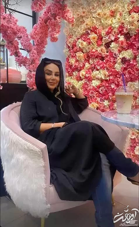 مدهوشی و مستانگی خانم بازیگر پرحاشیه در میان گل های زیبا